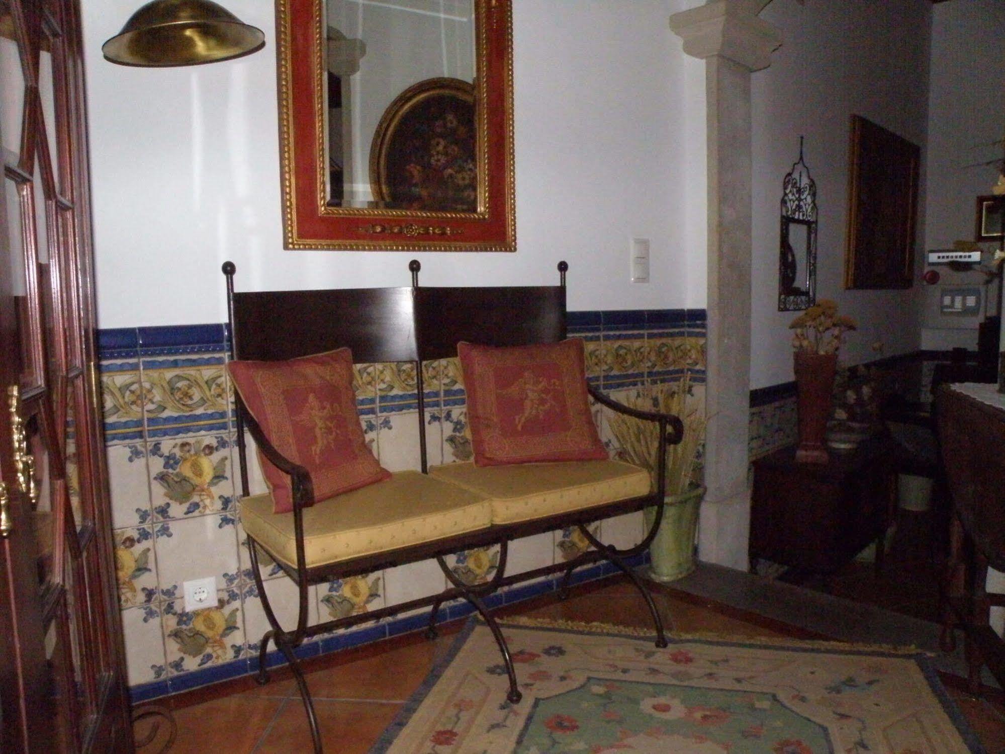 Casa De S. Thiago De Obidos Hotel Bagian luar foto