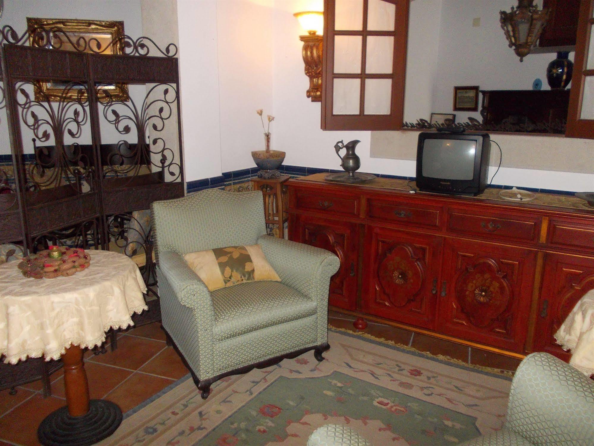 Casa De S. Thiago De Obidos Hotel Bagian luar foto